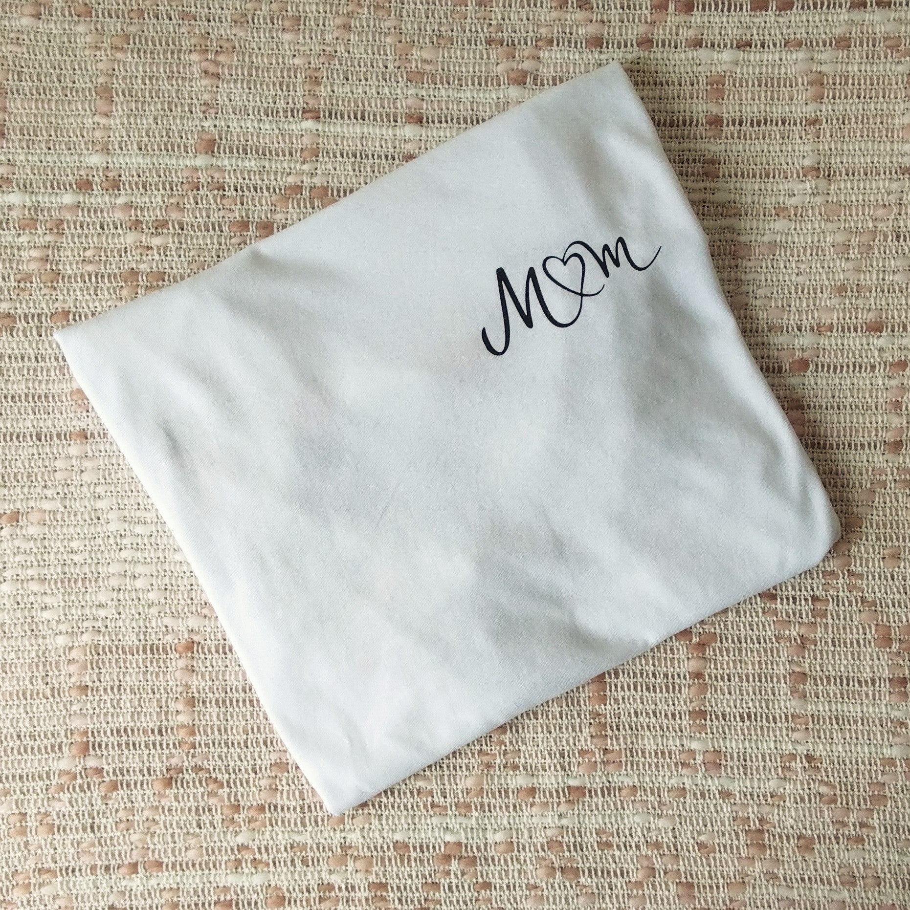 'Mothers Love' Tee - Mothers Day Collection